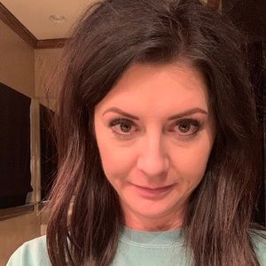 Meet your Posher, Elly